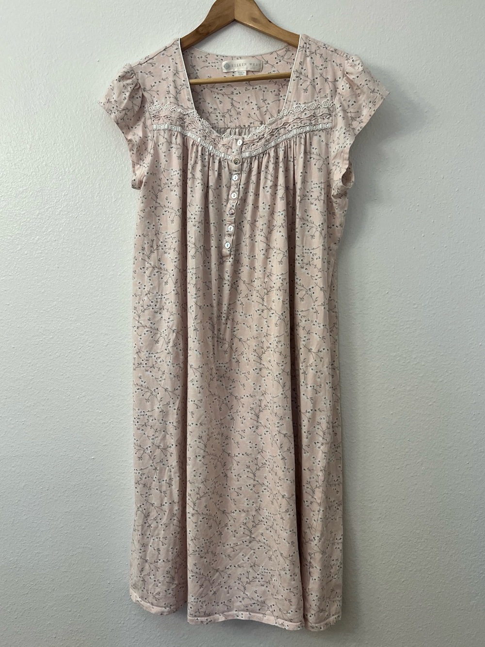 Eileen West Pink and White Lace- Trim Floral Nightgown
